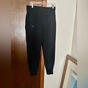 Under Armour Black Fitted Apparel